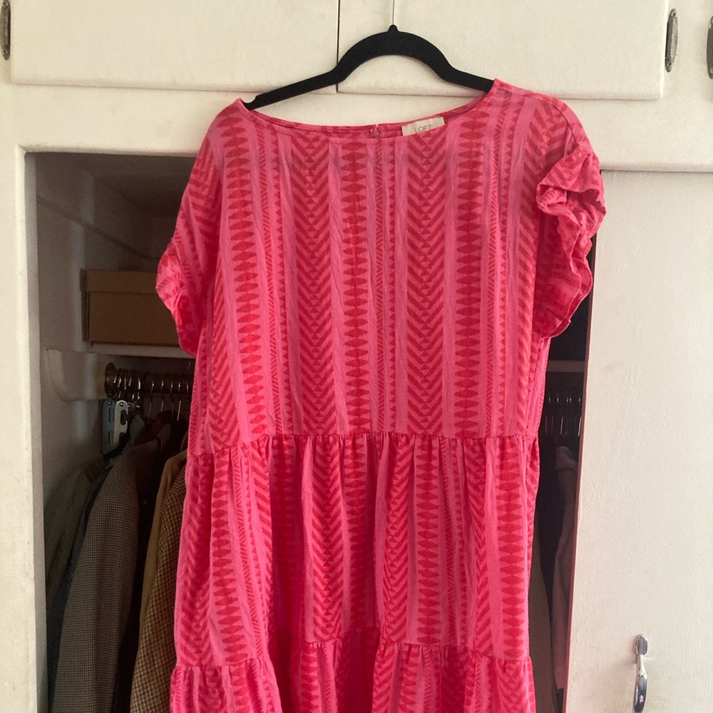 ann taylor loft pink flowy dress